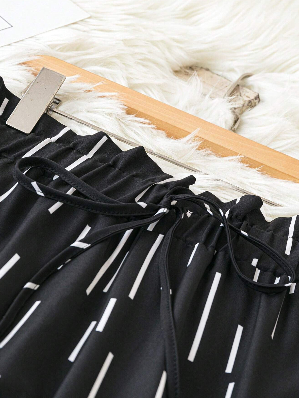 Atelier Linear Print Palazzo Pants