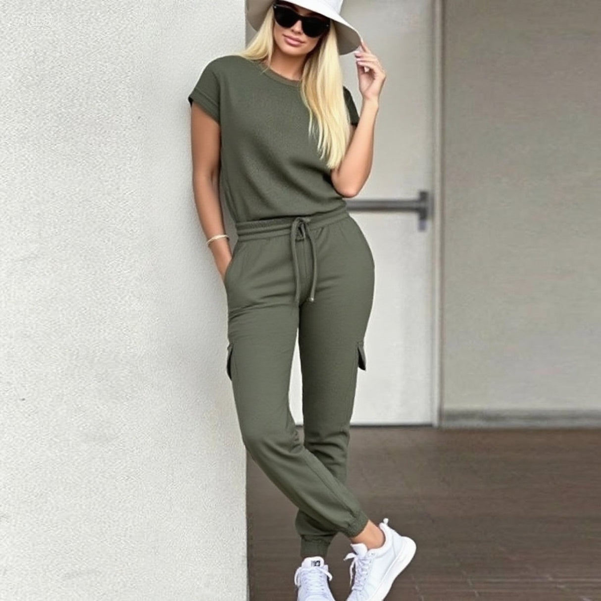 Lounge Life Set Two-piece
